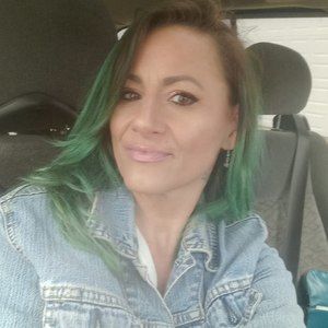 Meet your Posher, Leanne